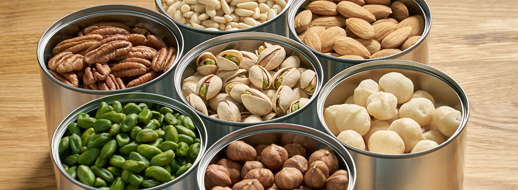 Choice of nuts in tins